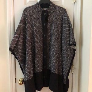 Liz Claiborne poncho